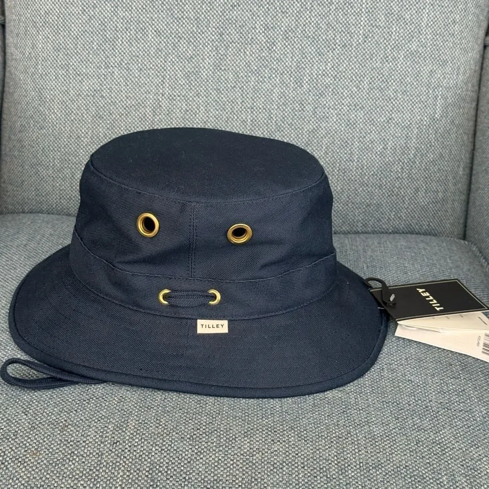 Tilley T5 Adventure Hat mens size medium (M)